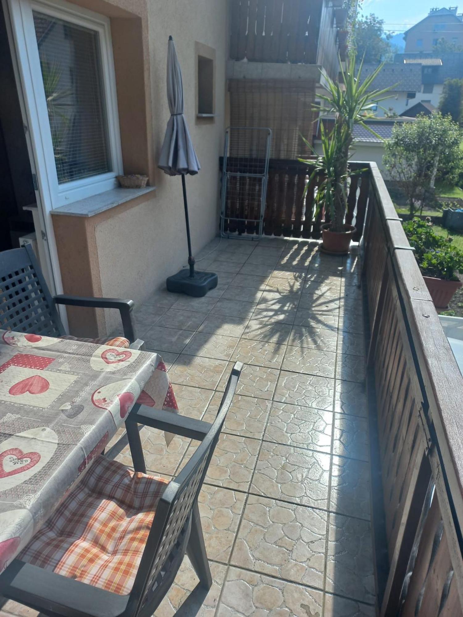 Apartamento Apartma Karavanke Hrušica Exterior foto