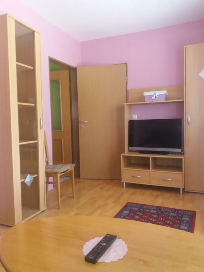Apartamento Apartma Karavanke Hrušica Exterior foto